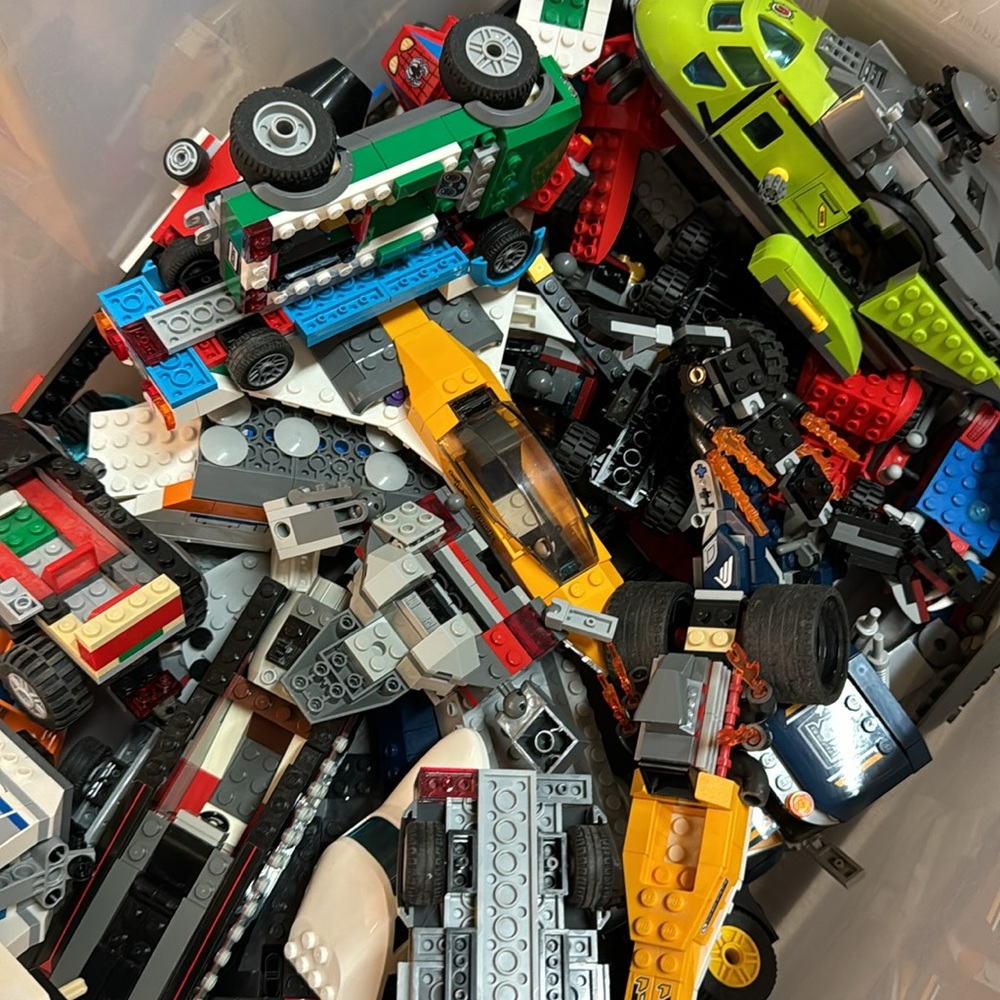 4lbs Genuine LEGO - Bulk Bricks Parts Pieces Lot - Choose Boy or Girl Box - Picture 5 of 11